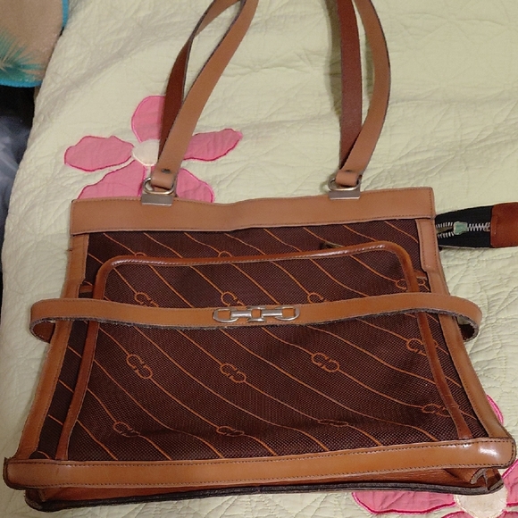 Elegant Brown and Tan Tote Bag - Picture 1 of 9